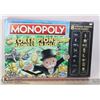 Image 1 : MONOPOLY WITH 8 GOLD TOKENS