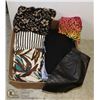 Image 1 : BOX OF WOMENS CLOTHES