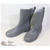 Image 1 : WOMENS RAIN BOOTS SIZE 39