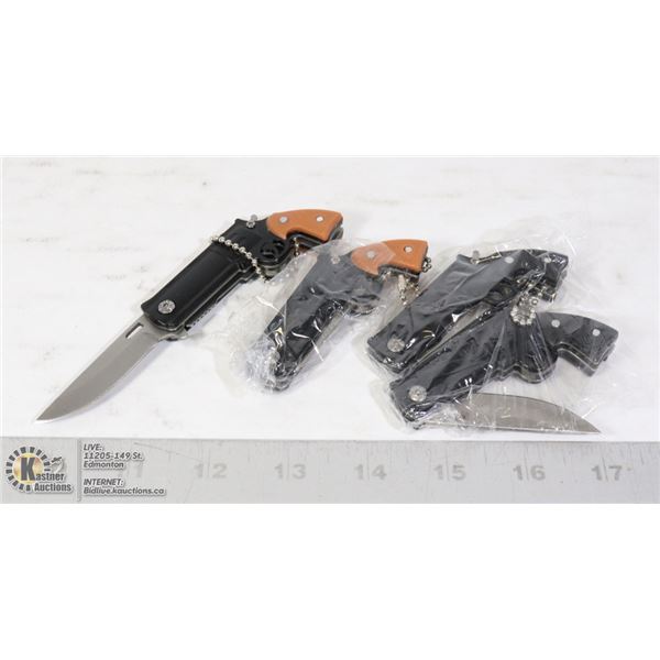 LOT OF 4NEW MINI REVOLVER KNIVES