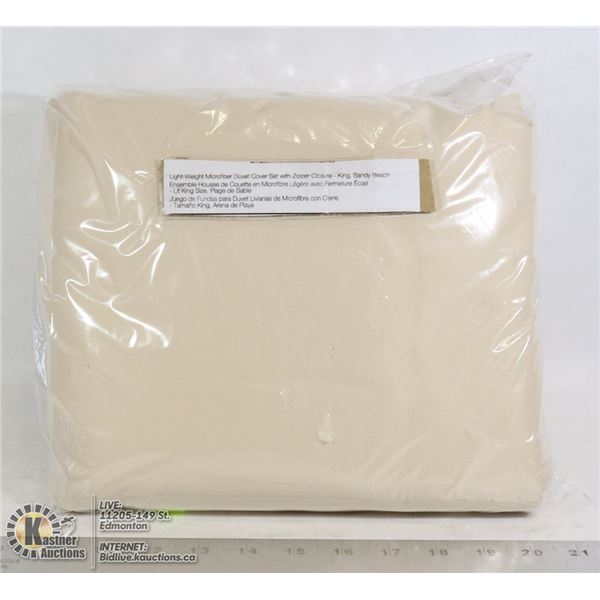 LIGHT-WEIGHT DUVET COVER SET WITH ZIPPER CLOSURE