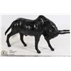 Image 1 : HAND CRAFTED LEATHER BULL FIGURE