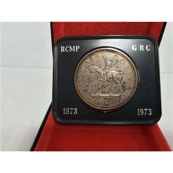 1973 RCMP SOLID SILVER CASED DOLLAR RCMP CASE
