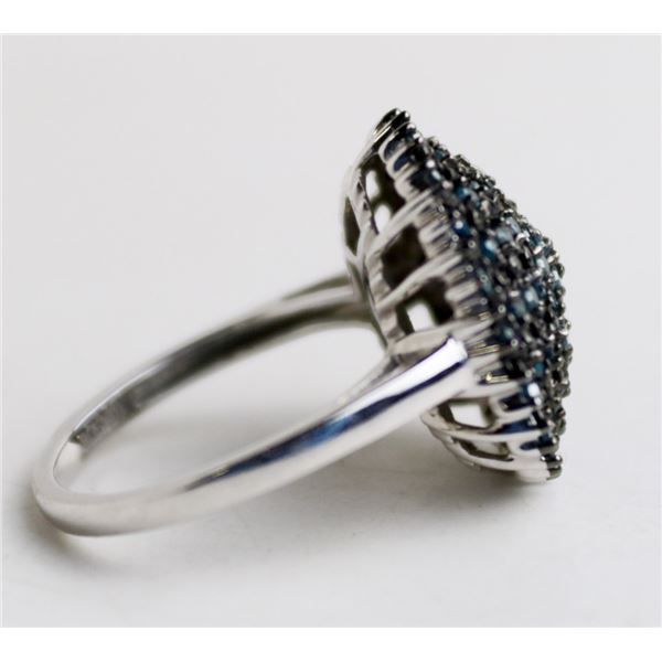 10 KARAT WHITE GOLD BLUE DIAMOND RING