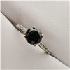 Image 3 : 26) PLATINUM BLACK DIAMOND RING