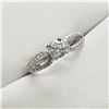 Image 3 : 10) 10 KARAT WHITE GOLD DIAMOND RING