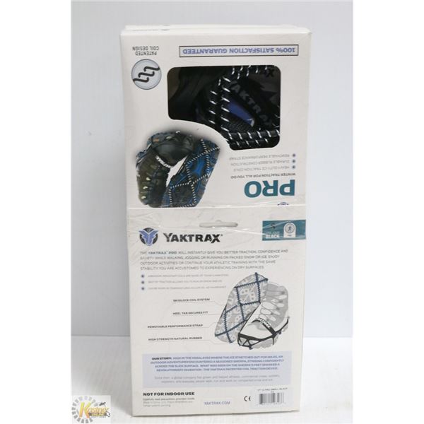 4 PAIRS OF YAKTRAX SIZE SMALL