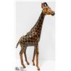 Image 1 : HAND CRAFTED GIRAFFE FIGURE 19" TALL