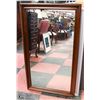 Image 1 : GIBBARD MAHOGANY FRAMED WALL MIRROR 24" X 40"