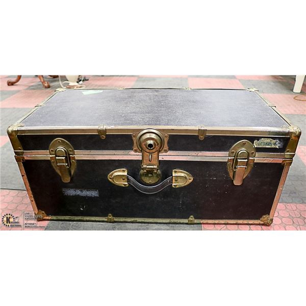 STEAM TRUNK 30" X 12" X 16"