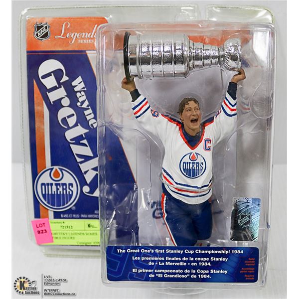 WAYNE GRETZKY LEGENDS SERIES COLLECTIBLE FIGURE