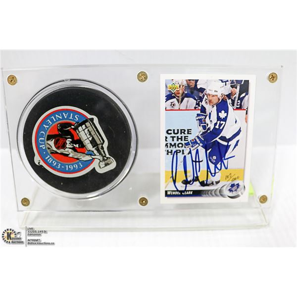 TORONTO MAPLE LEAFS STAR WENDEL CLARK SIGNED CARD