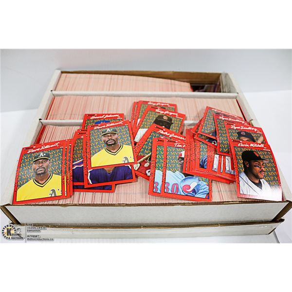 COLLECTION OF APPROX 3000 BASEBALL CARDS