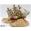 Image 1 : ALL WOOD UNNAMED SHIP ON DRIFTWOOD 10" TALL