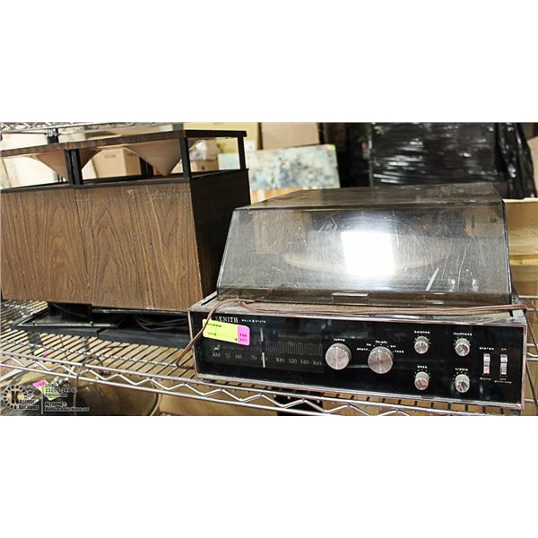 VINTAGE ZENITH SOLID STATE RECORD PLAYER WITH