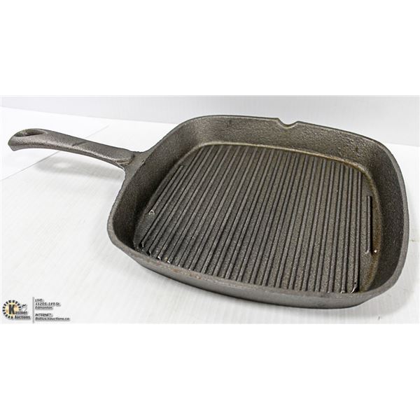 NEW 9" X 9" SQUARE CAST IRON SKILLET