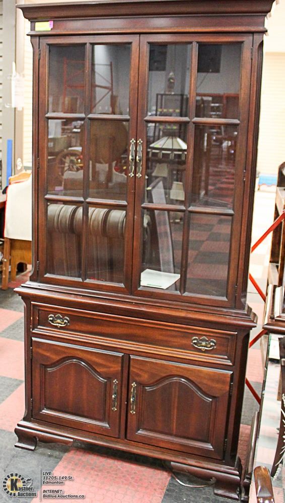 GIBBARD SOLID MOHOGANY CORNER CHINA