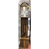 Image 1 : VINTAGE WESTMINSTER CHIME GRANDFATHER CLOCK