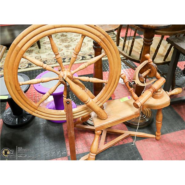 SOLID WOOD SPINNING WHEEL