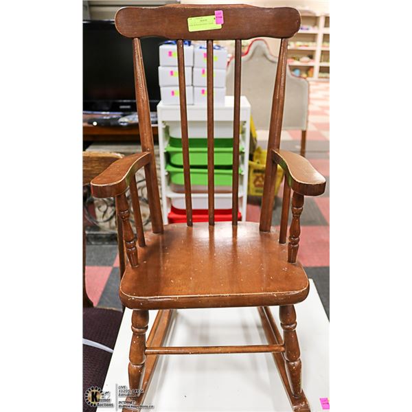 KIDS WOOD ROCKING CHAIR