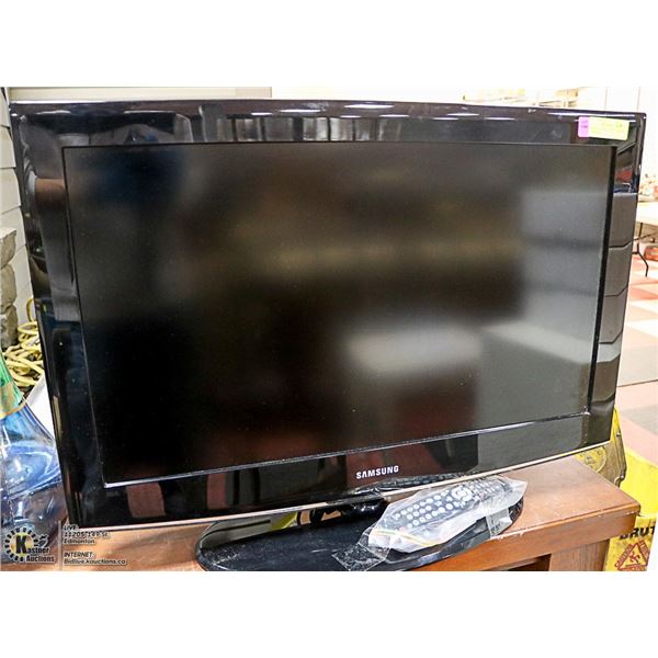 SAMSUNG 32 INCH TV WITH REMOTE - 3 HDMI, PC,