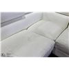 Image 6 : WHITE CORNER 2 SECTION COUCH