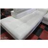 Image 7 : WHITE CORNER 2 SECTION COUCH