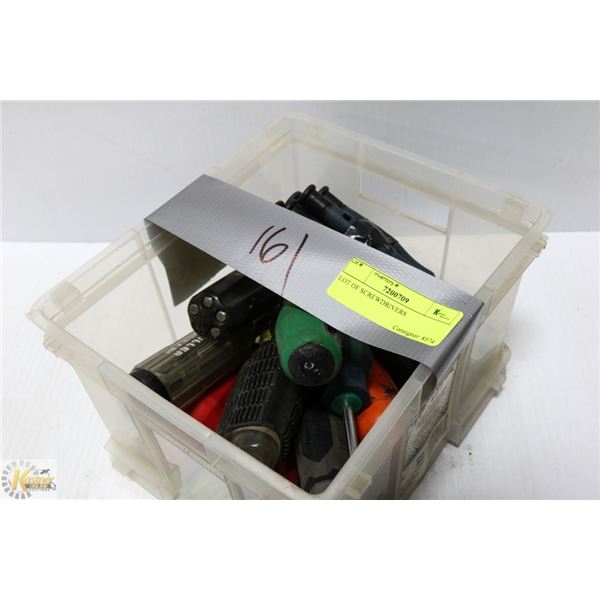 LOT OF SCREWDRIVERS