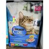 Image 1 : TWO 8KG BAGS OF PURINA CAT CHOW COMPLETE