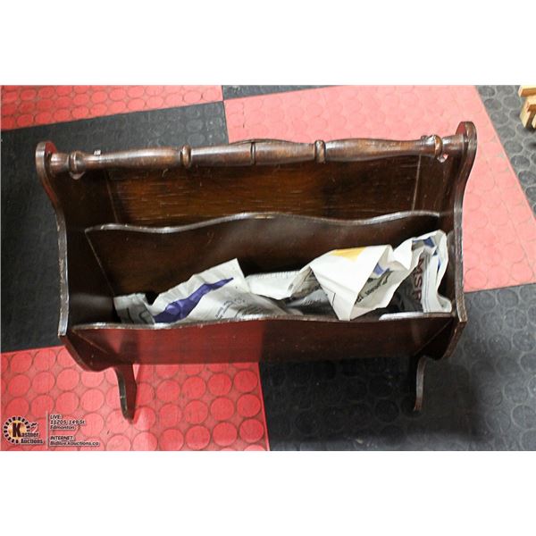 WOOD MAGAZINE RACK