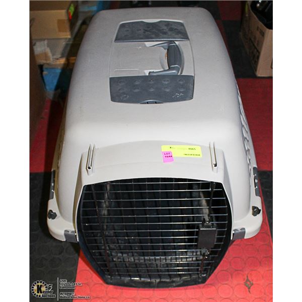 SMALL PET CARRIER