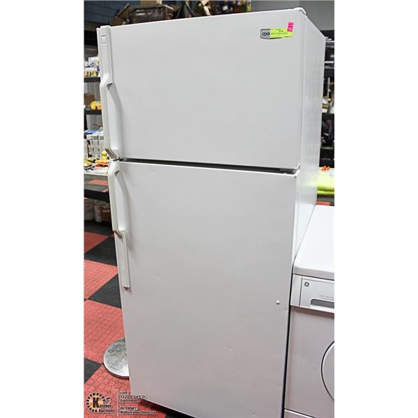MOFFAT 18 CUBIC FT FRIDGE