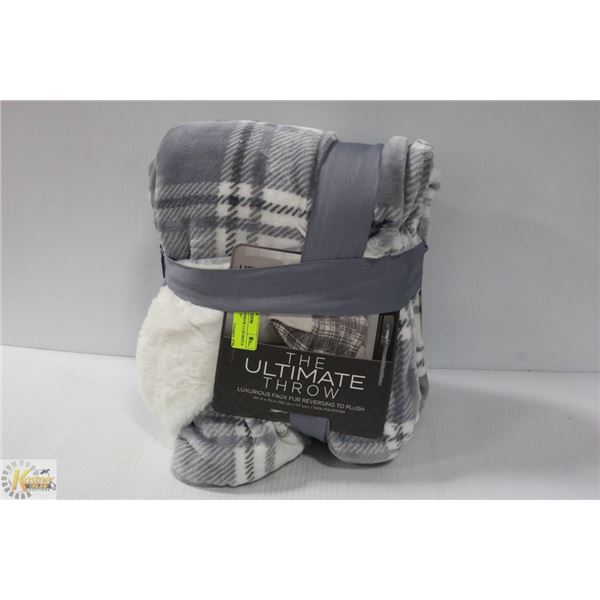 THE ULTIMATE THROW LUXURIOUS FAUX FUR 60" X 70"