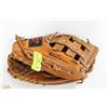 Image 1 : LOUISVILLE SLUGGER BALLGLOVE 13" 125 SERIES