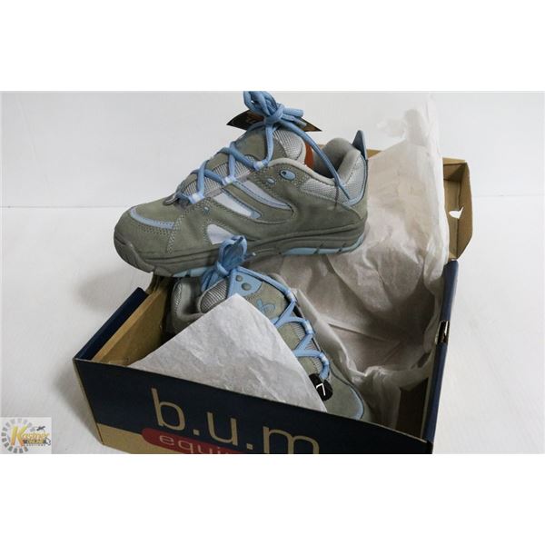 NEW GENUINE BUM LADIES SIZE 7 RUNNERS -