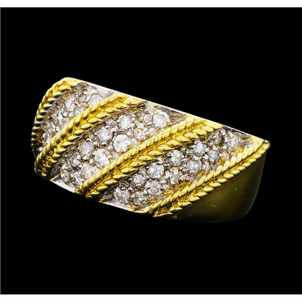 0.70 ctw Diamond Ring - 18KT Yellow Gold