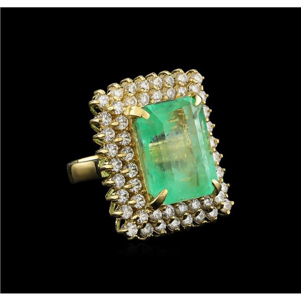 GIA Cert 19.72 ctw Emerald and Diamond Ring - 14KT Yellow Gold