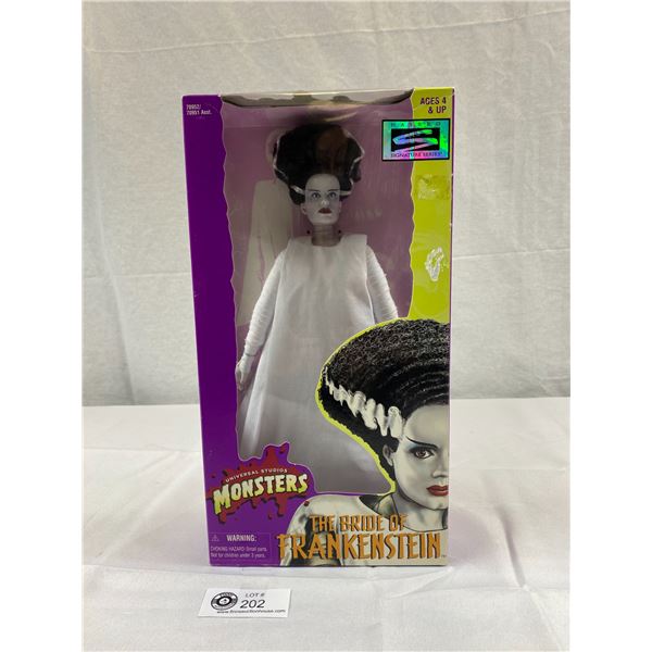 Universal Studios Monsters The Bride Of Franken Stein In Original Box