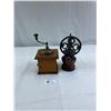 Image 1 : Lot Of 2 Vintage Coffee Grinders