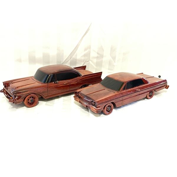 2 wood style die cast cars