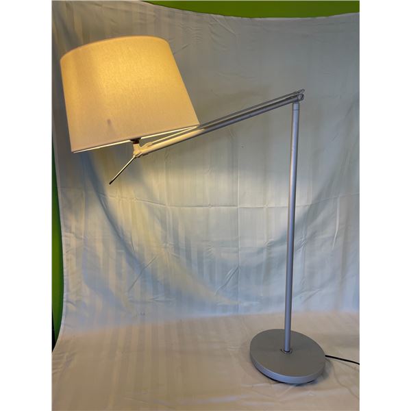 Adjustable Floor Lamp