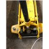Image 4 : ITC 3 ton floor jack