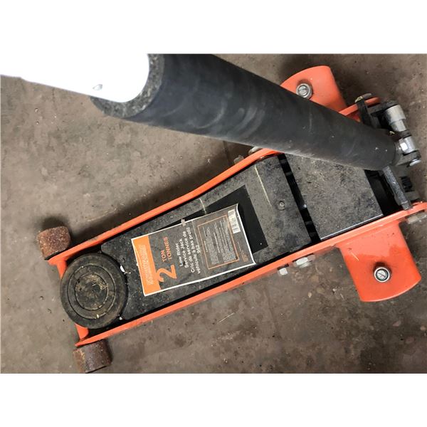 Stongarm 2 ton floor jack