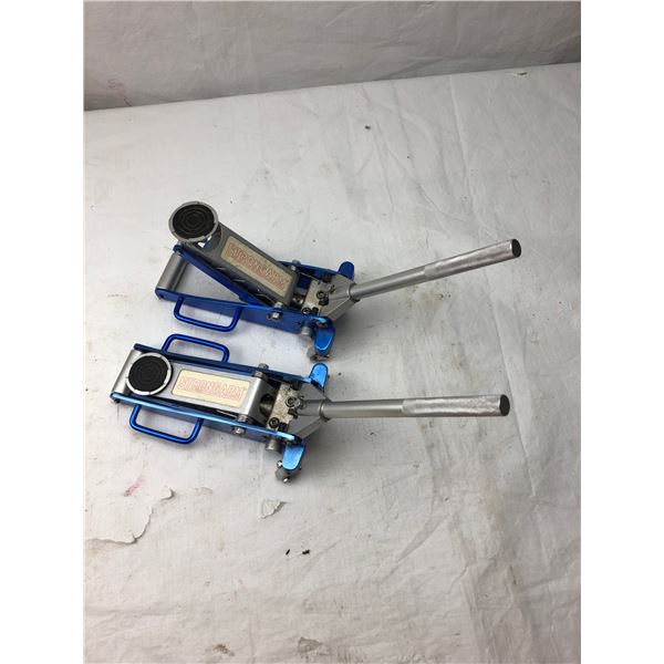 2 mini floor jacks