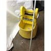 Image 2 : Mop Bucket