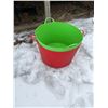 Image 1 : 2 plastic buckets
