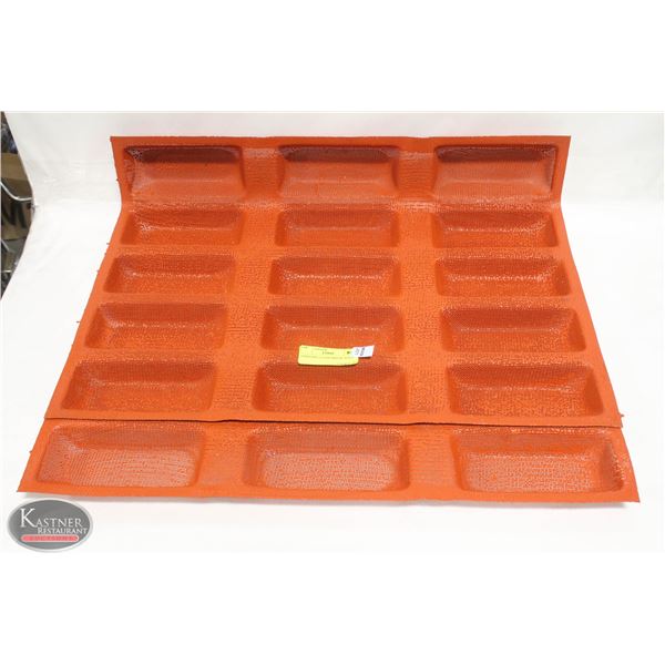 2 SILICONE 15 LOAF MOLDS 18"X24"