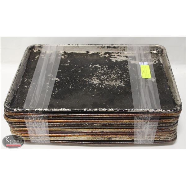 STACK OF 10 HALF-SIZE ALUMINUM BUN PANS