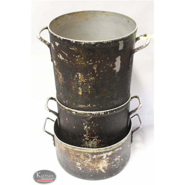 3 ASSORTED THERMALLOY STOCK POTS