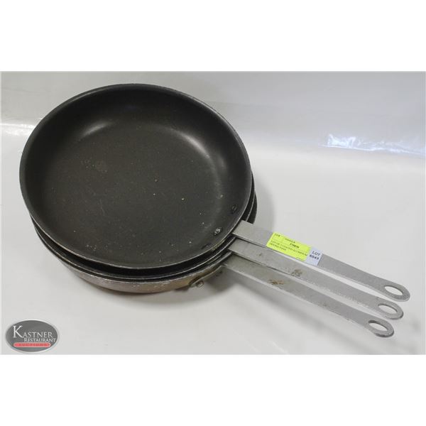 LOT OF 3 COATED ALUMINUM FRYING PANS